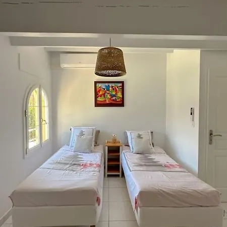 Villa La Nature Mezoise *